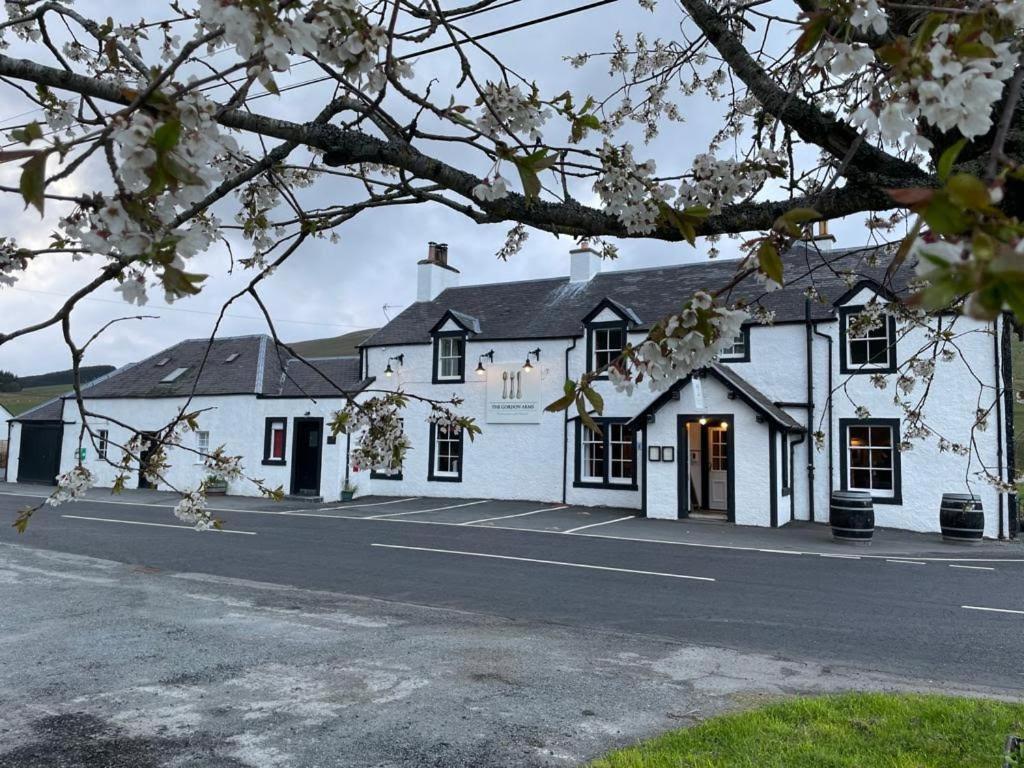The Gordon Arms Restaurant With Rooms Yarrow Exterior foto